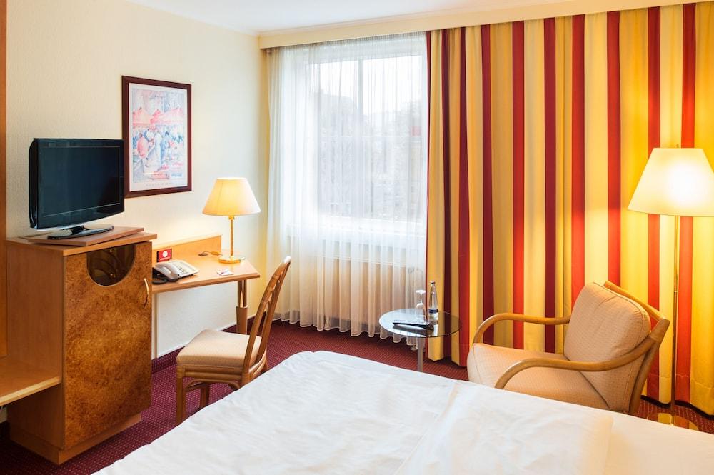 Roomingtons Kaiserhof Ландсхут Экстерьер фото